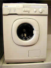 P1101855.jpg (287389 bytes)